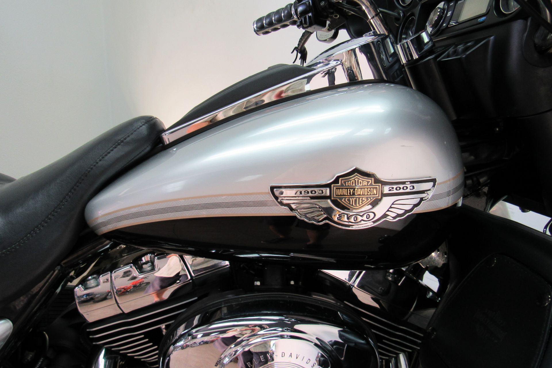 2003 Harley-Davidson FLHTCUI Ultra Classic® Electra Glide® in Temecula, California - Photo 4