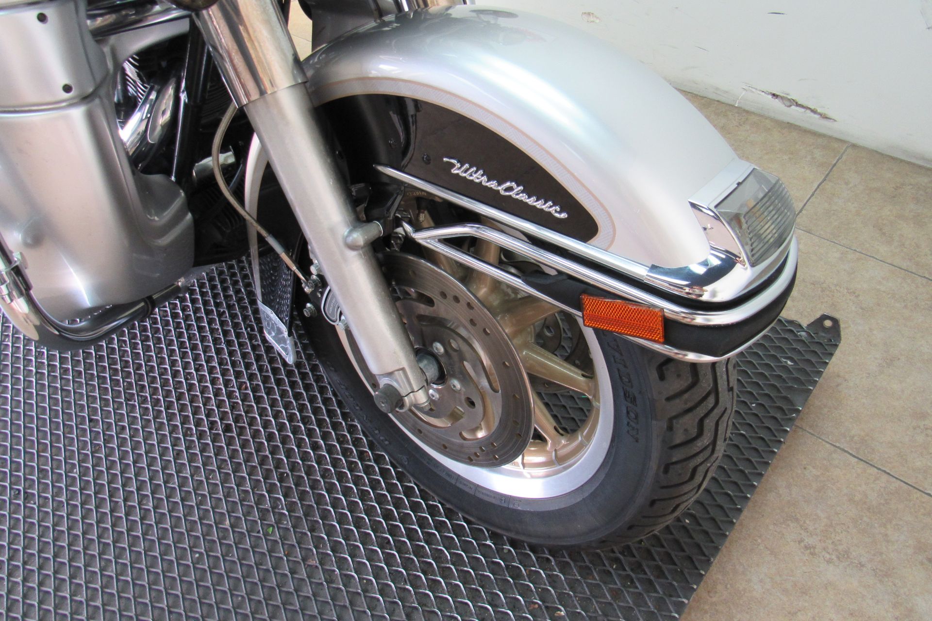 2003 Harley-Davidson FLHTCUI Ultra Classic® Electra Glide® in Temecula, California - Photo 26