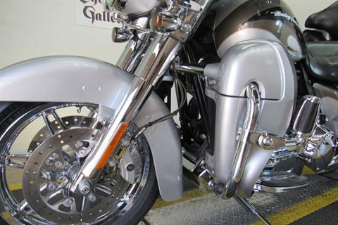 2013 Harley-Davidson CVO™ Ultra Classic® Electra Glide® in Temecula, California - Photo 27