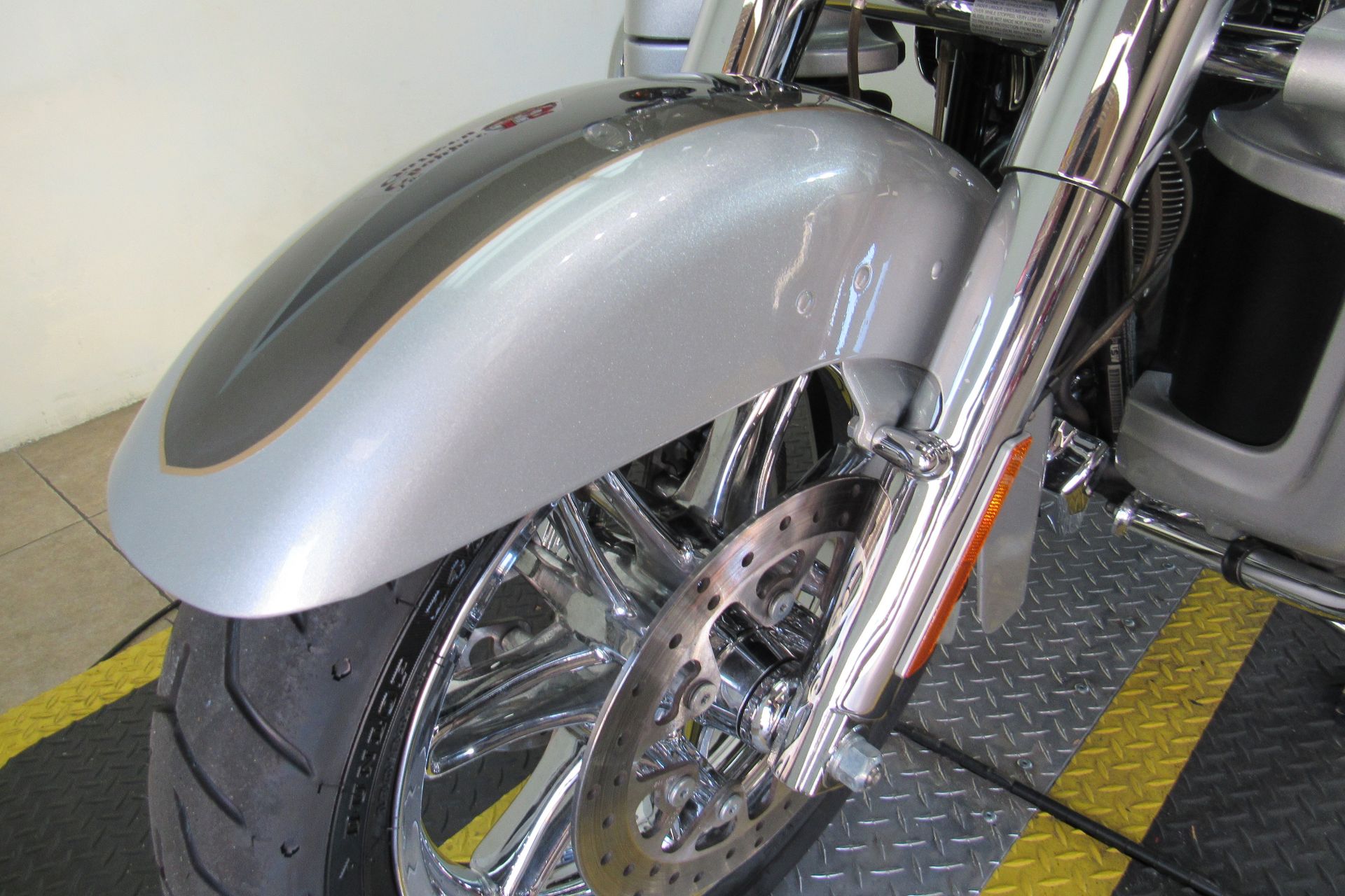 2013 Harley-Davidson CVO™ Ultra Classic® Electra Glide® in Temecula, California - Photo 31