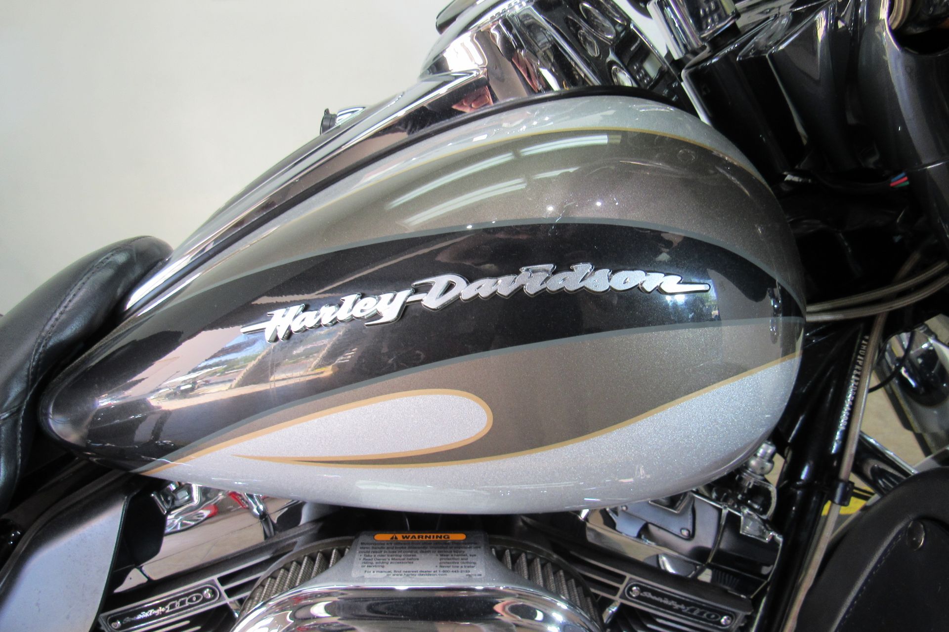 2013 Harley-Davidson CVO™ Ultra Classic® Electra Glide® in Temecula, California - Photo 7