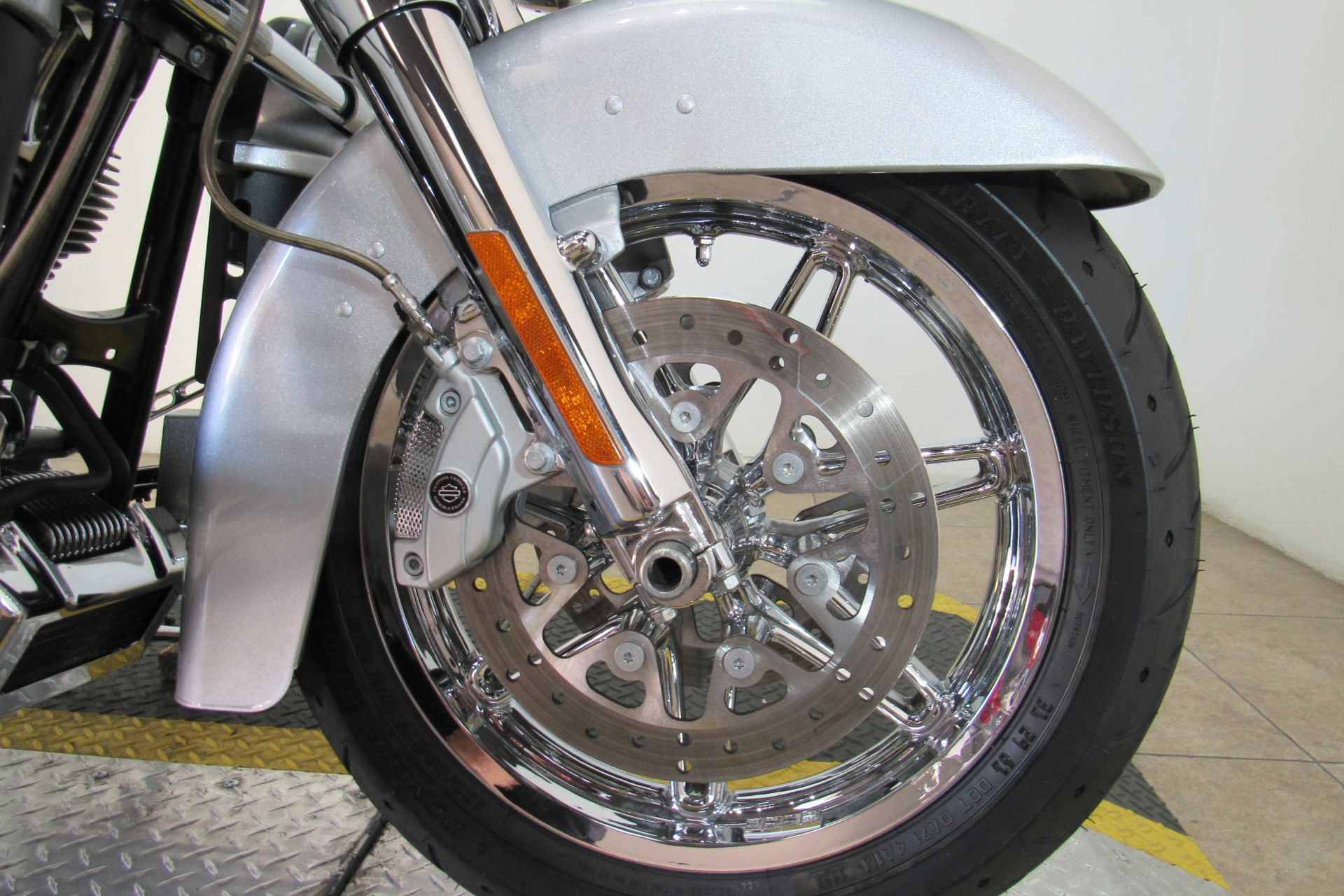 2013 Harley-Davidson CVO™ Ultra Classic® Electra Glide® in Temecula, California - Photo 28