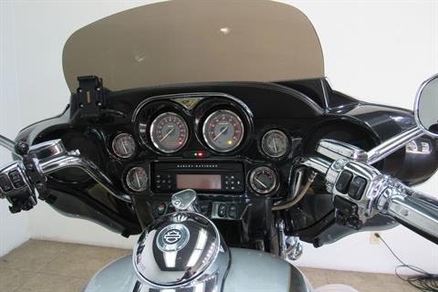 2013 Harley-Davidson CVO™ Ultra Classic® Electra Glide® in Temecula, California - Photo 21