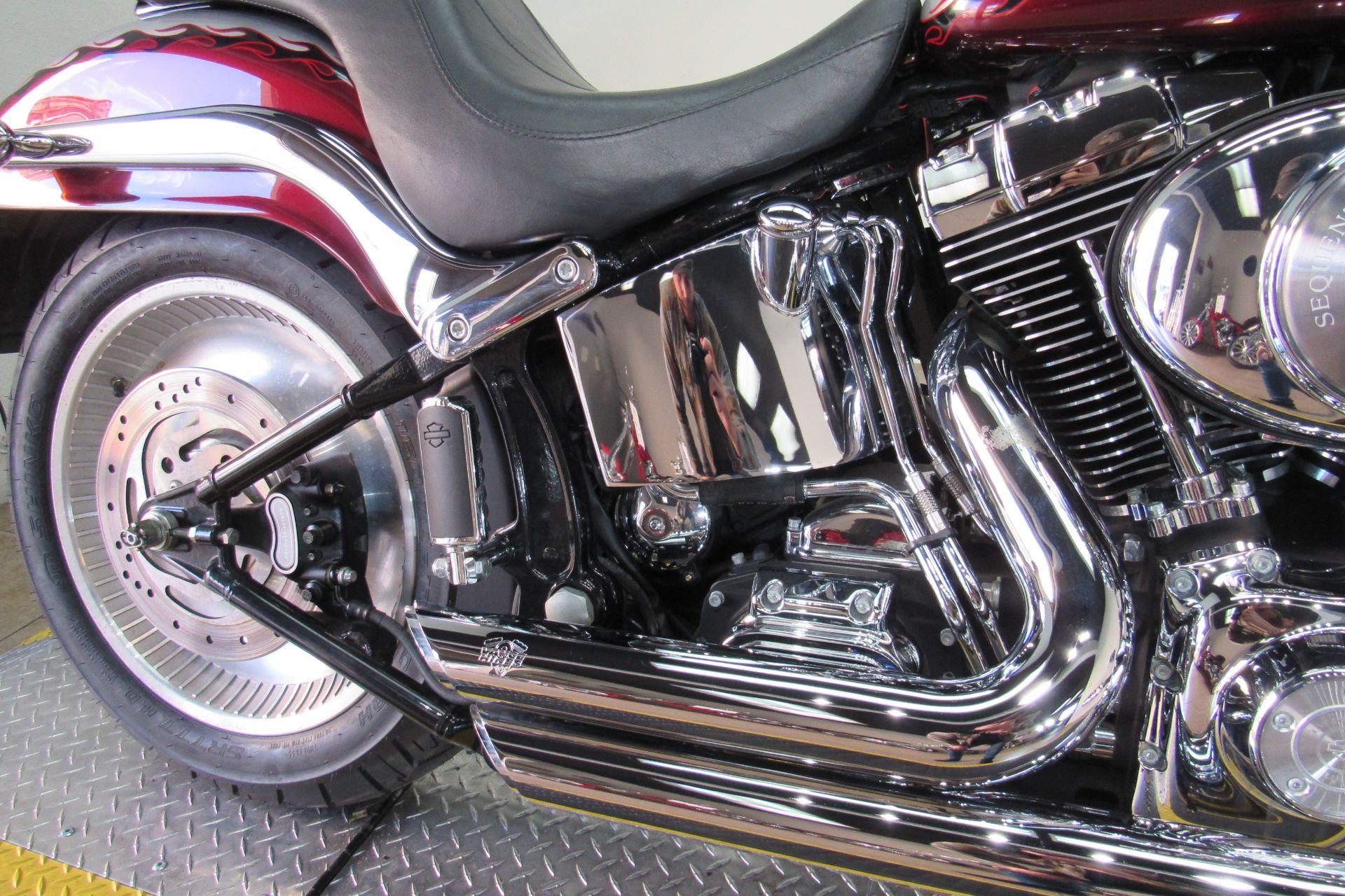 2004 Harley-Davidson FXSTD/FXSTDI Softail® Deuce™ in Temecula, California - Photo 13