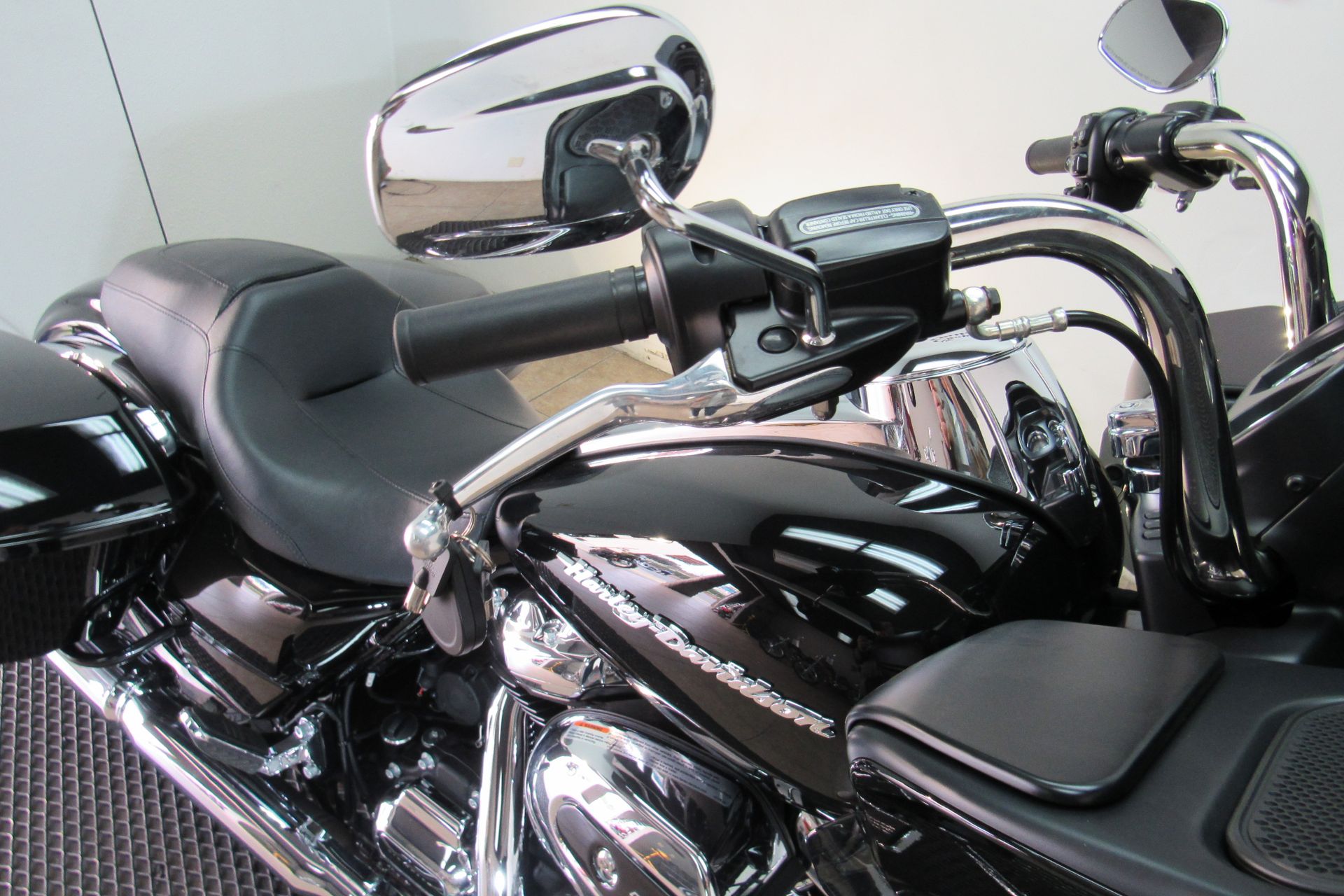 2020 Harley-Davidson Road Glide® in Temecula, California - Photo 17
