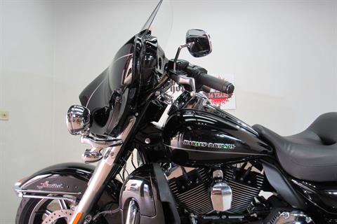 2015 Harley-Davidson Electra Glide® Ultra Classic® in Temecula, California - Photo 10