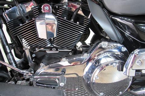 2015 Harley-Davidson Electra Glide® Ultra Classic® in Temecula, California - Photo 12