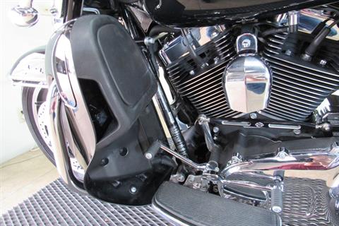 2015 Harley-Davidson Electra Glide® Ultra Classic® in Temecula, California - Photo 16