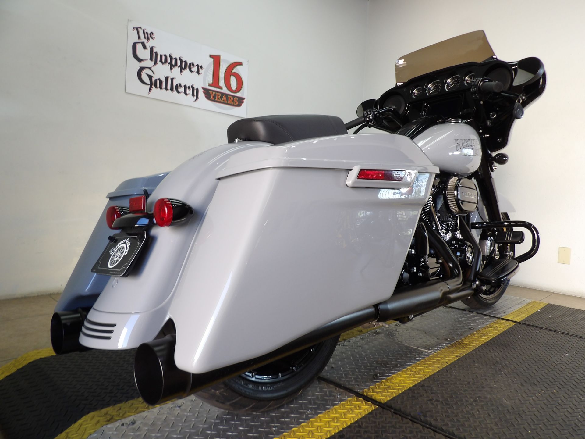 2023 Harley-Davidson Street Glide® Special in Temecula, California - Photo 14