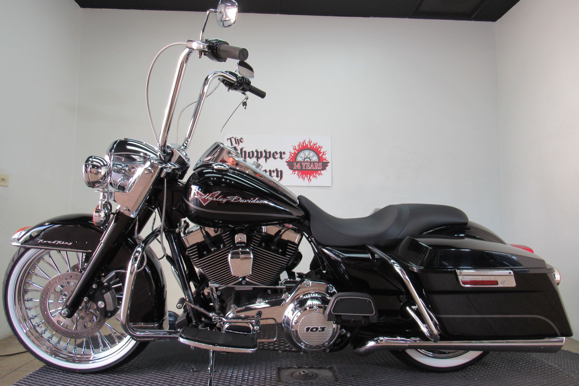 2012 Harley-Davidson Road King® in Temecula, California - Photo 2