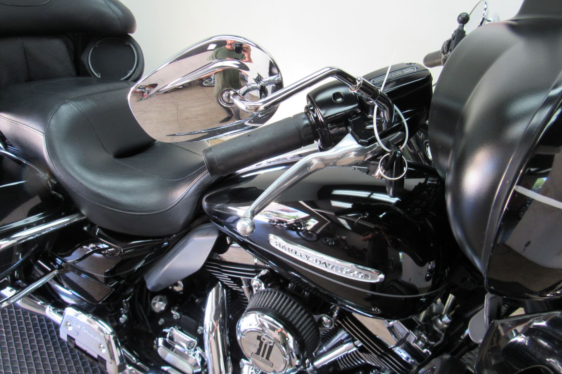 2011 Harley-Davidson Electra Glide® Ultra Limited in Temecula, California - Photo 18