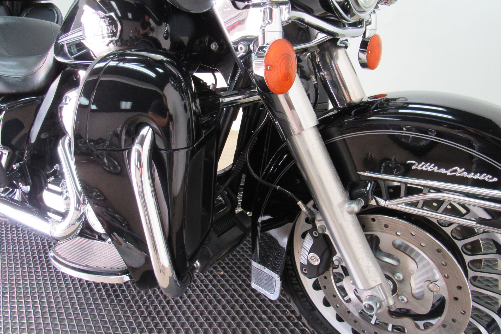 2013 Harley-Davidson Ultra Classic® Electra Glide® in Temecula, California - Photo 13