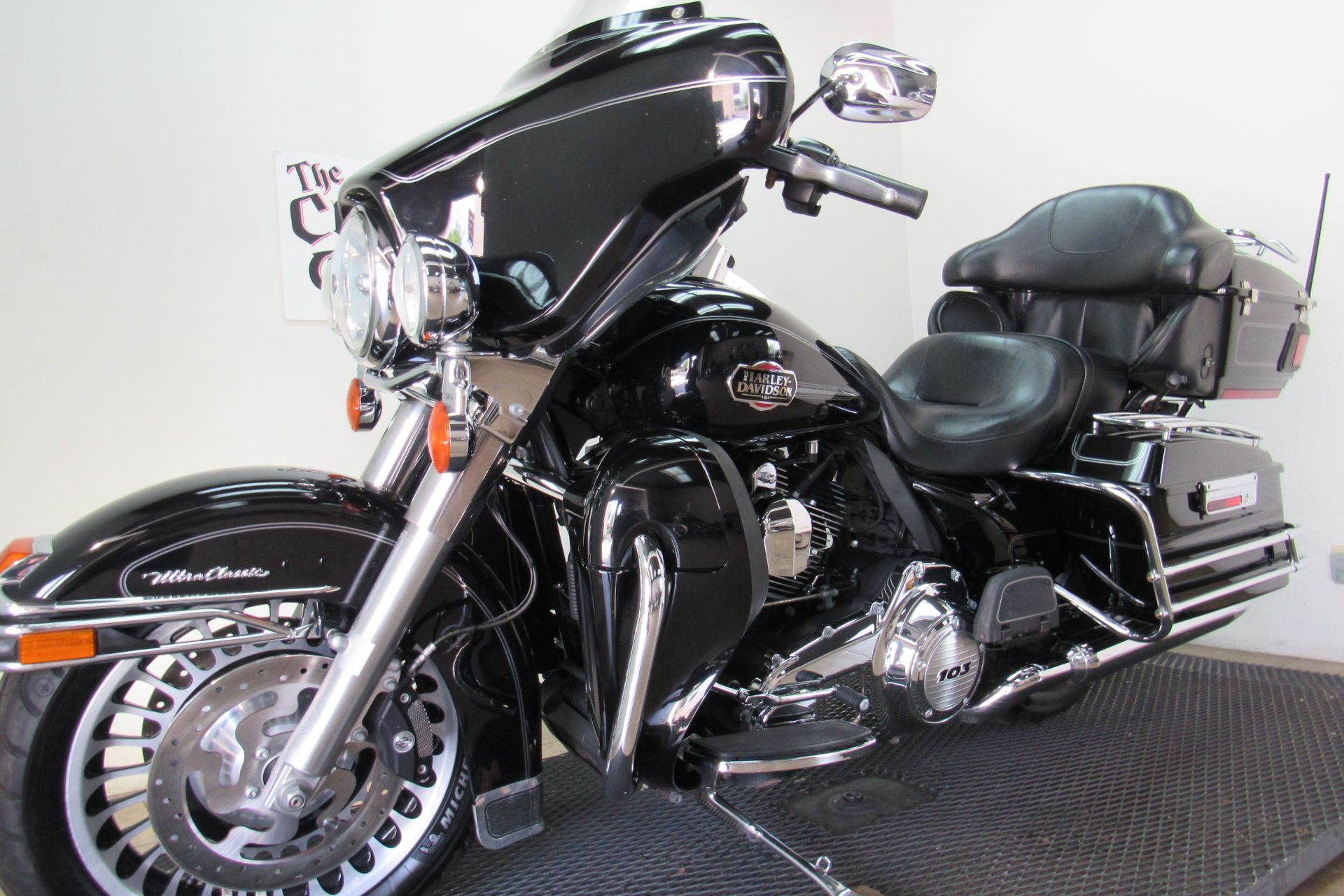 2013 Harley-Davidson Ultra Classic® Electra Glide® in Temecula, California - Photo 38