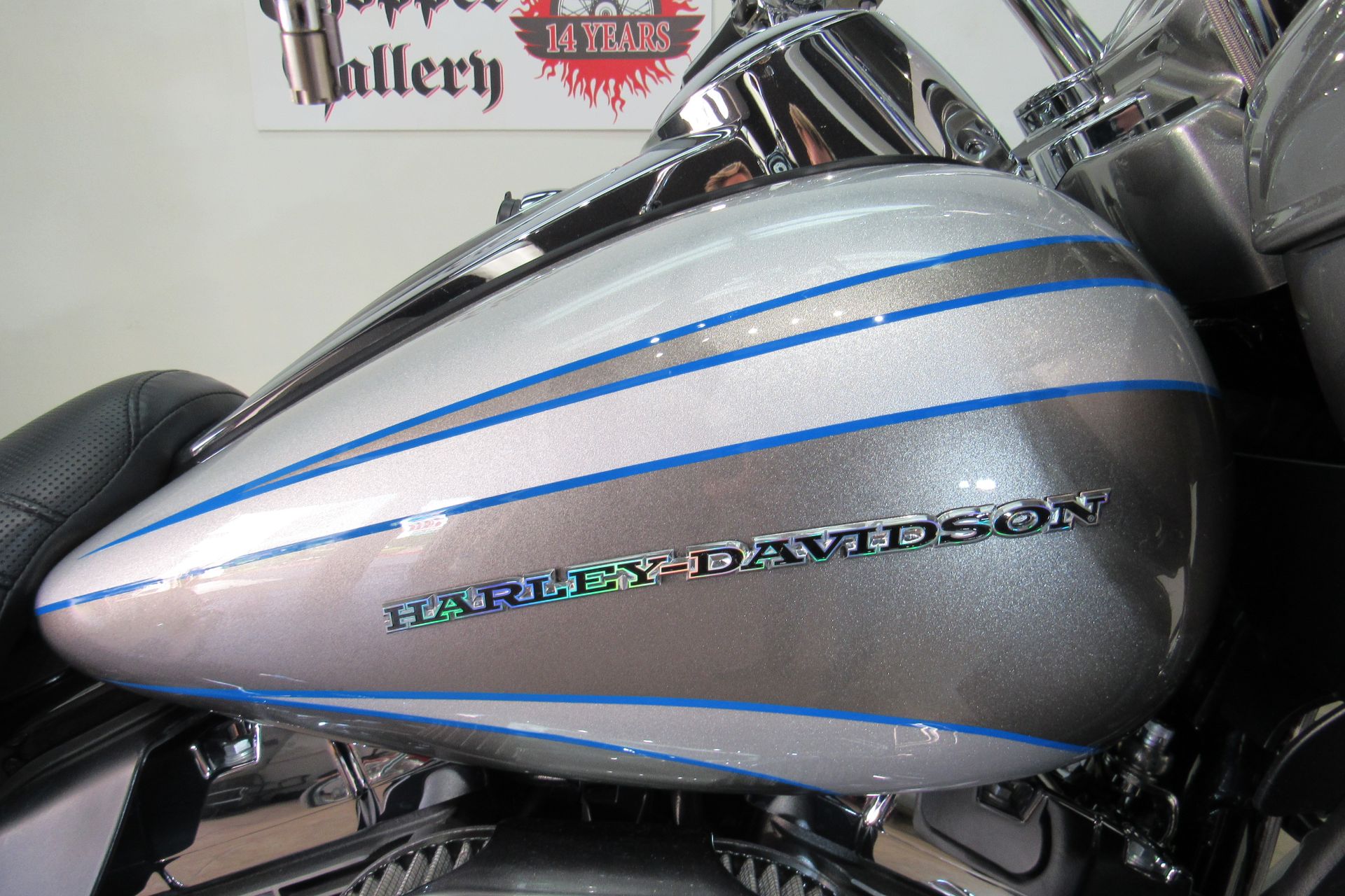 2016 Harley-Davidson CVO™ Road Glide™ Ultra in Temecula, California - Photo 7