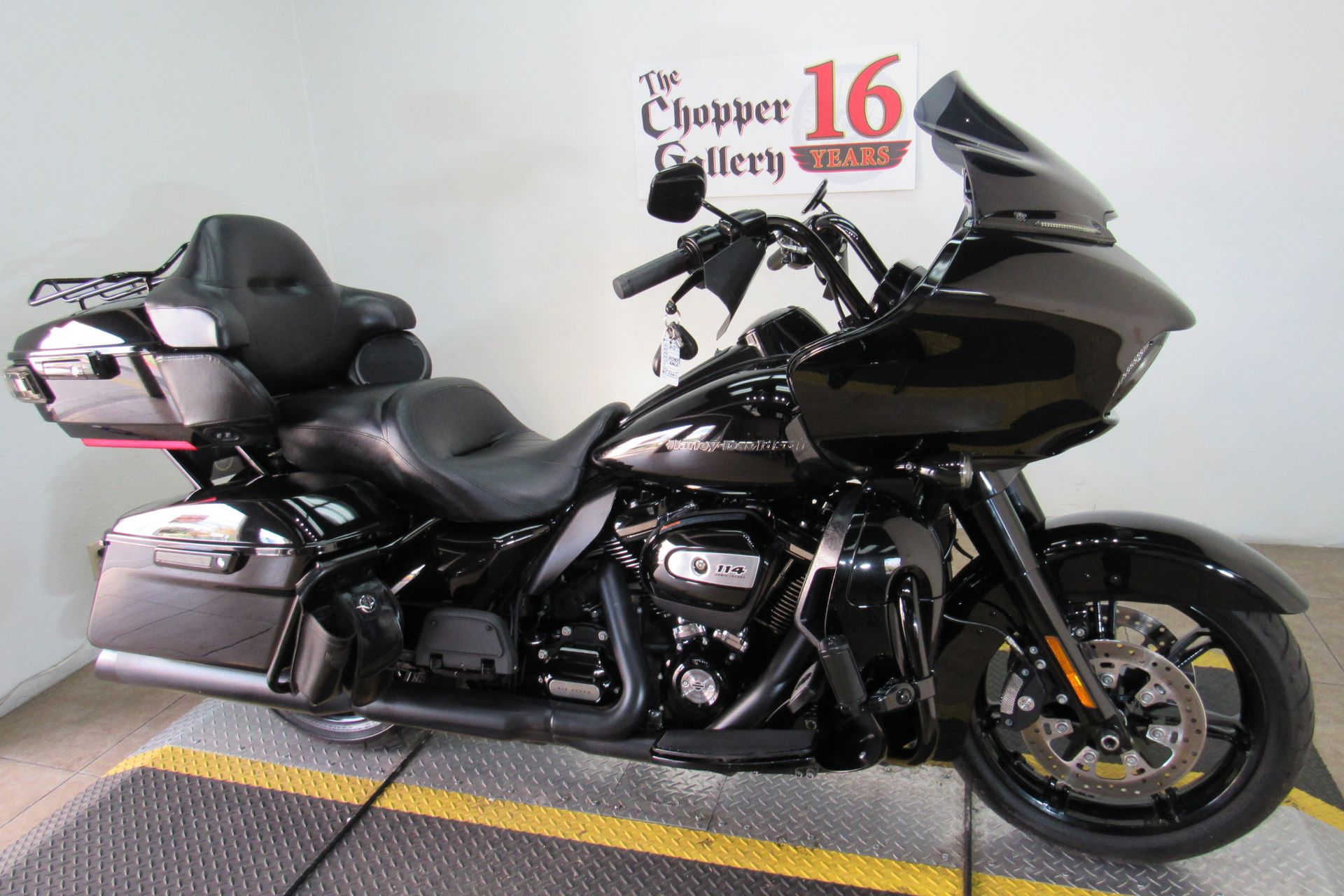 2020 Harley-Davidson Road Glide® Limited in Temecula, California - Photo 6