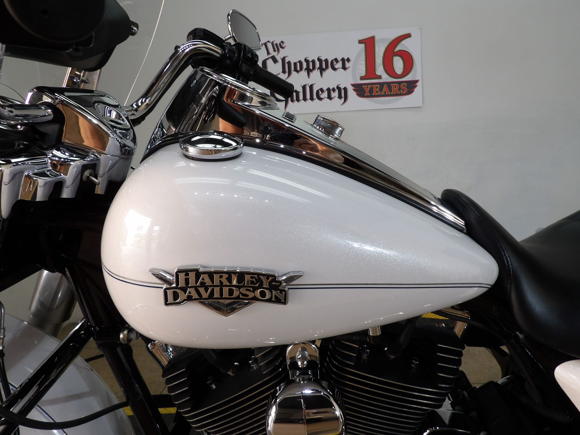 2012 Harley-Davidson Road King® Classic in Temecula, California - Photo 12