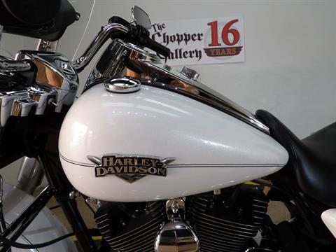 2012 Harley-Davidson Road King® Classic in Temecula, California - Photo 12