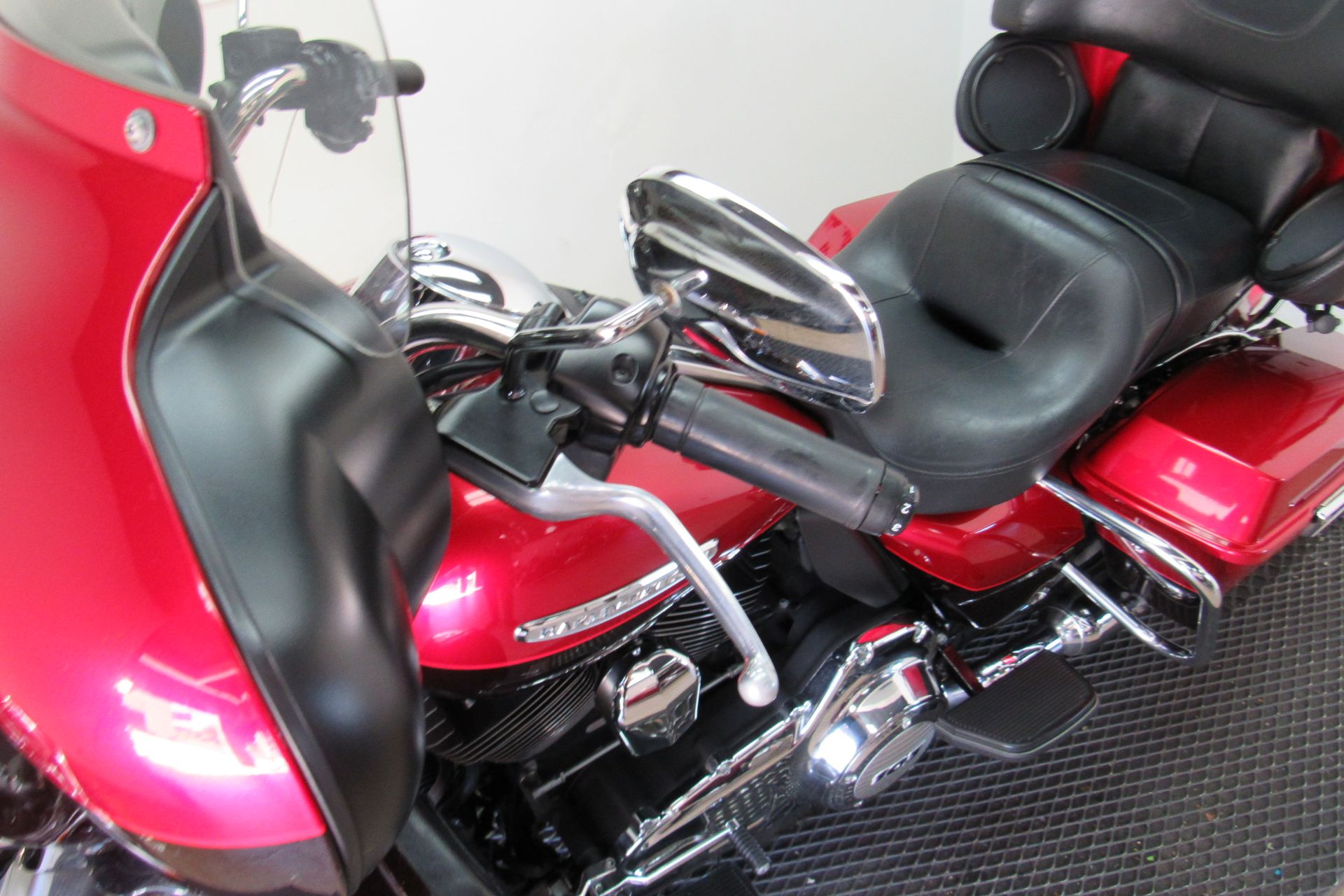 2012 Harley-Davidson Electra Glide® Ultra Limited in Temecula, California - Photo 33