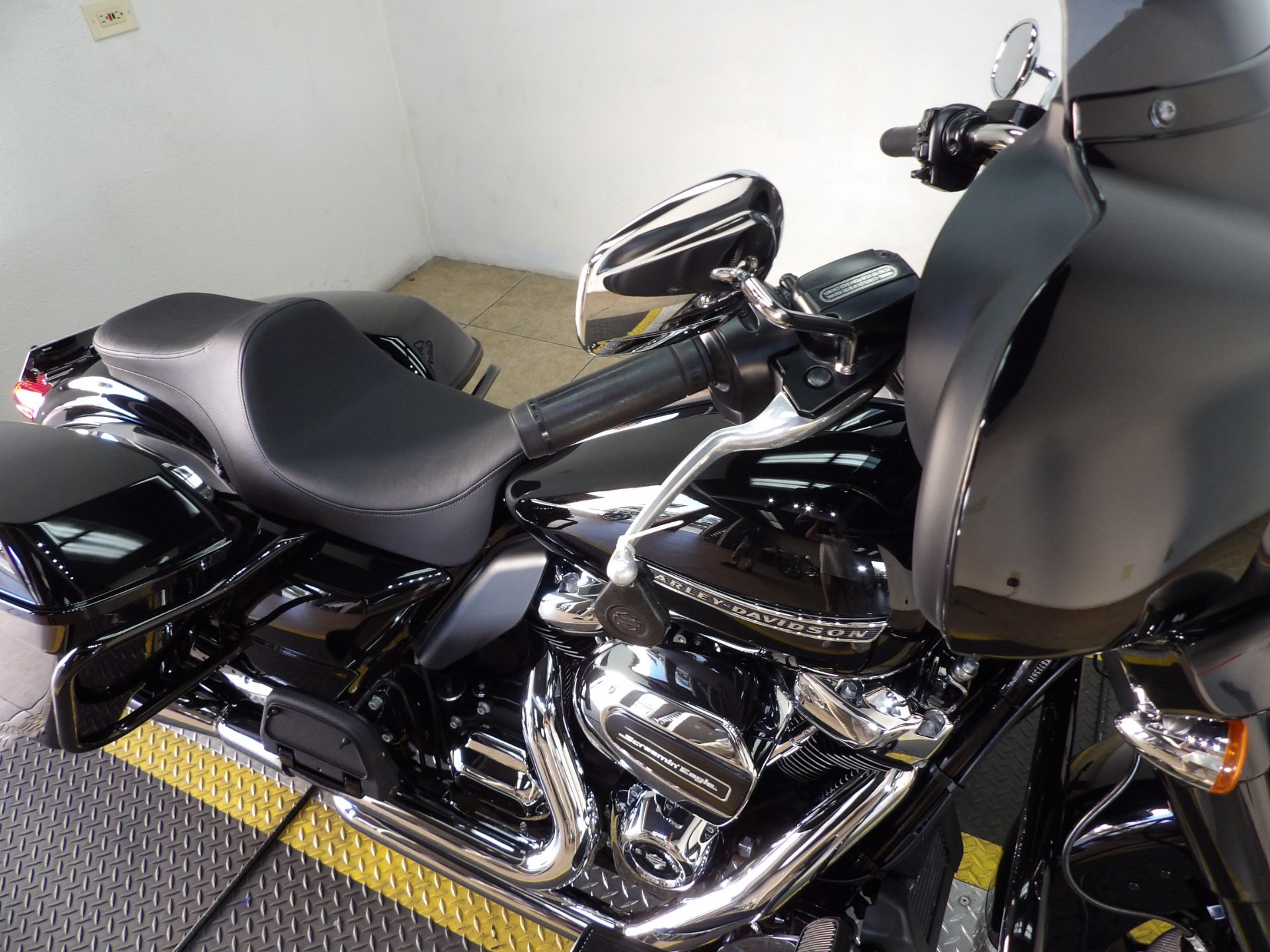 2019 Harley-Davidson Electra Glide® Standard in Temecula, California - Photo 24
