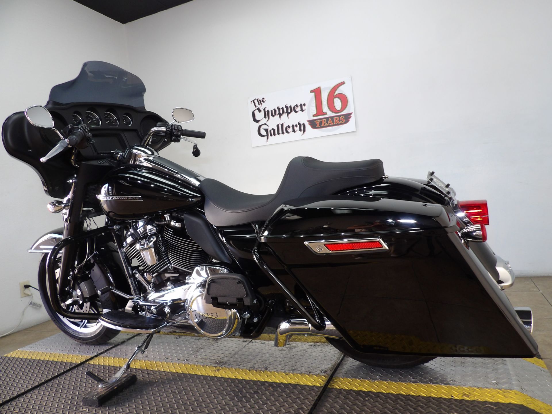 2019 Harley-Davidson Electra Glide® Standard in Temecula, California - Photo 34