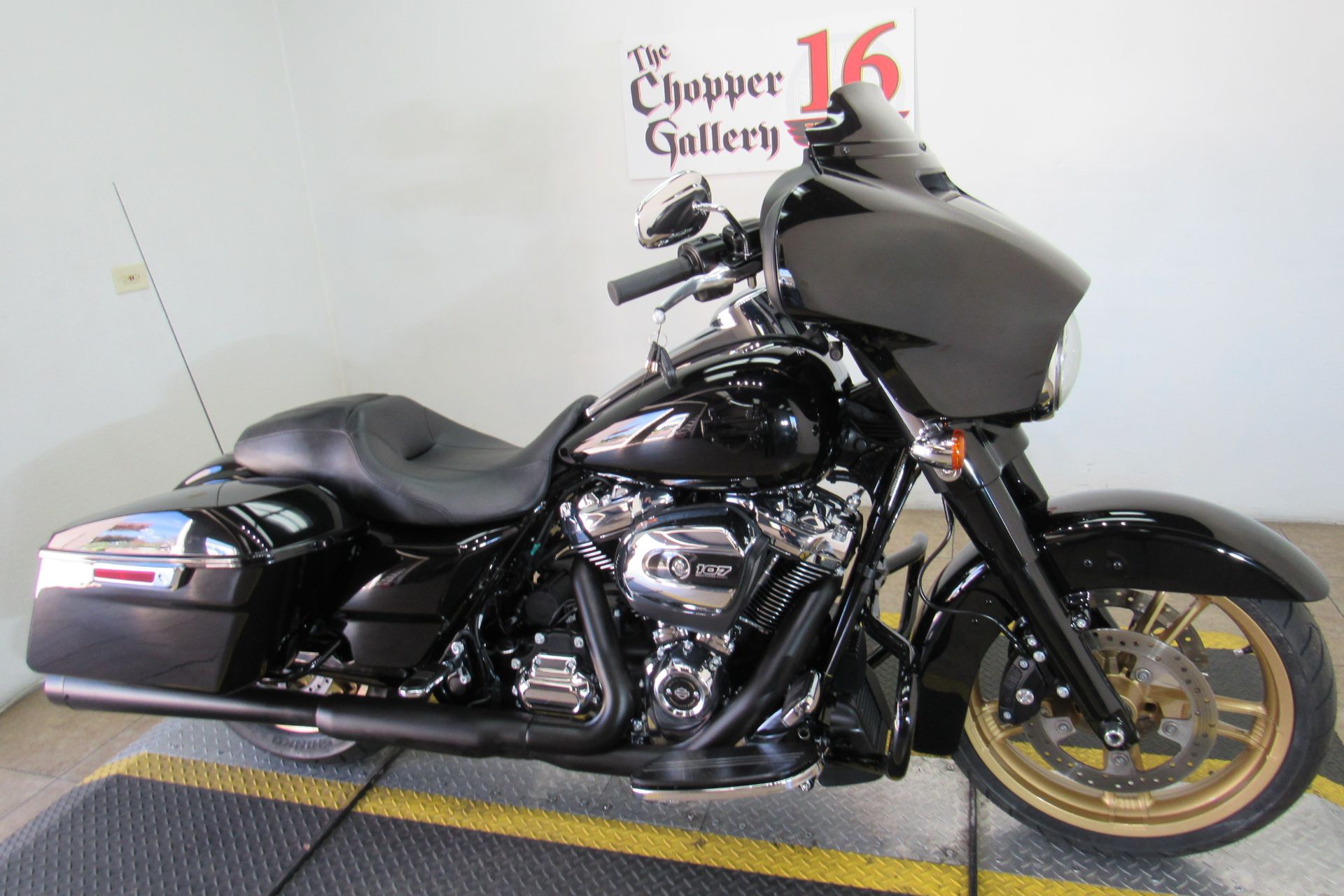 2023 Harley-Davidson Street Glide® in Temecula, California - Photo 6