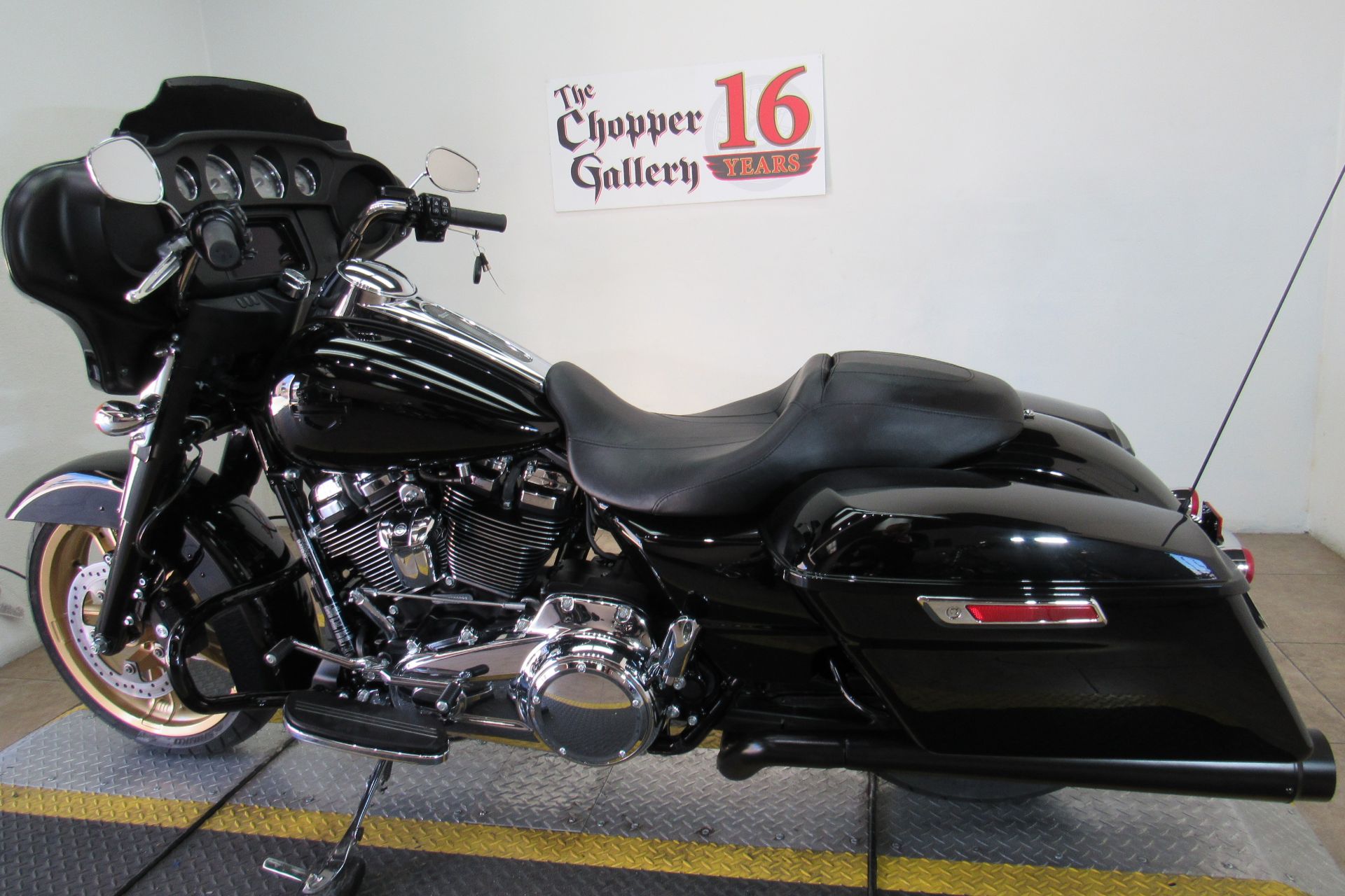 2023 Harley-Davidson Street Glide® in Temecula, California - Photo 9