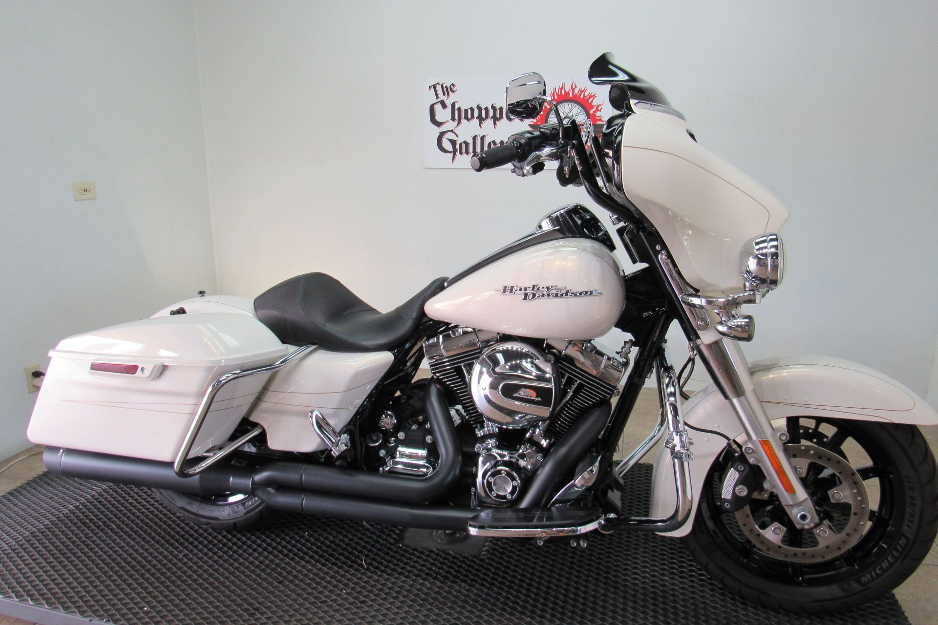 2014 Harley-Davidson Street Glide® Special in Temecula, California - Photo 4
