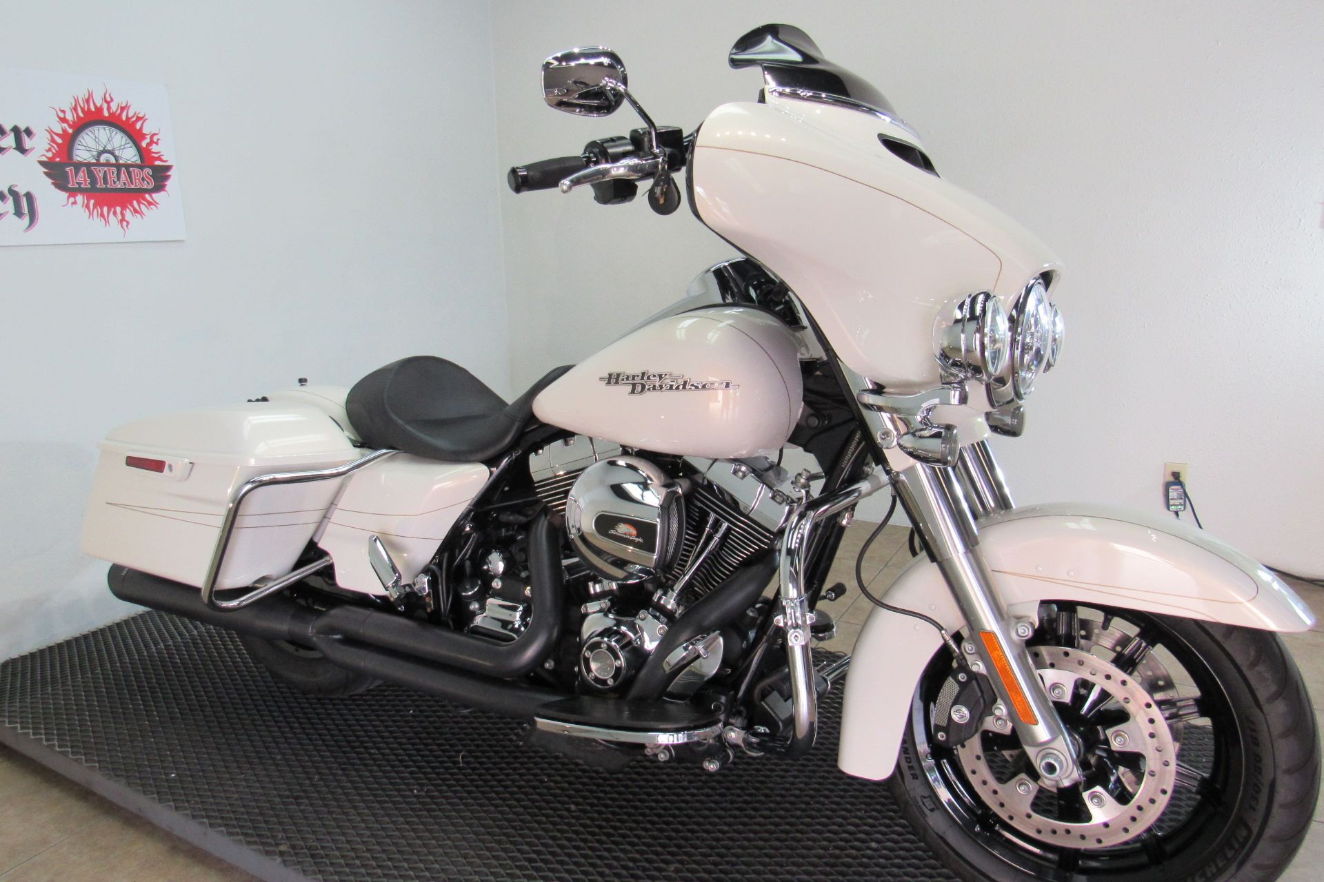 2014 Harley-Davidson Street Glide® Special in Temecula, California - Photo 22