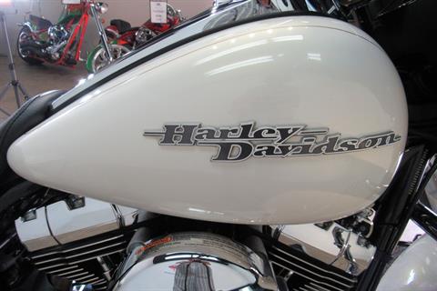 2014 Harley-Davidson Street Glide® Special in Temecula, California - Photo 34
