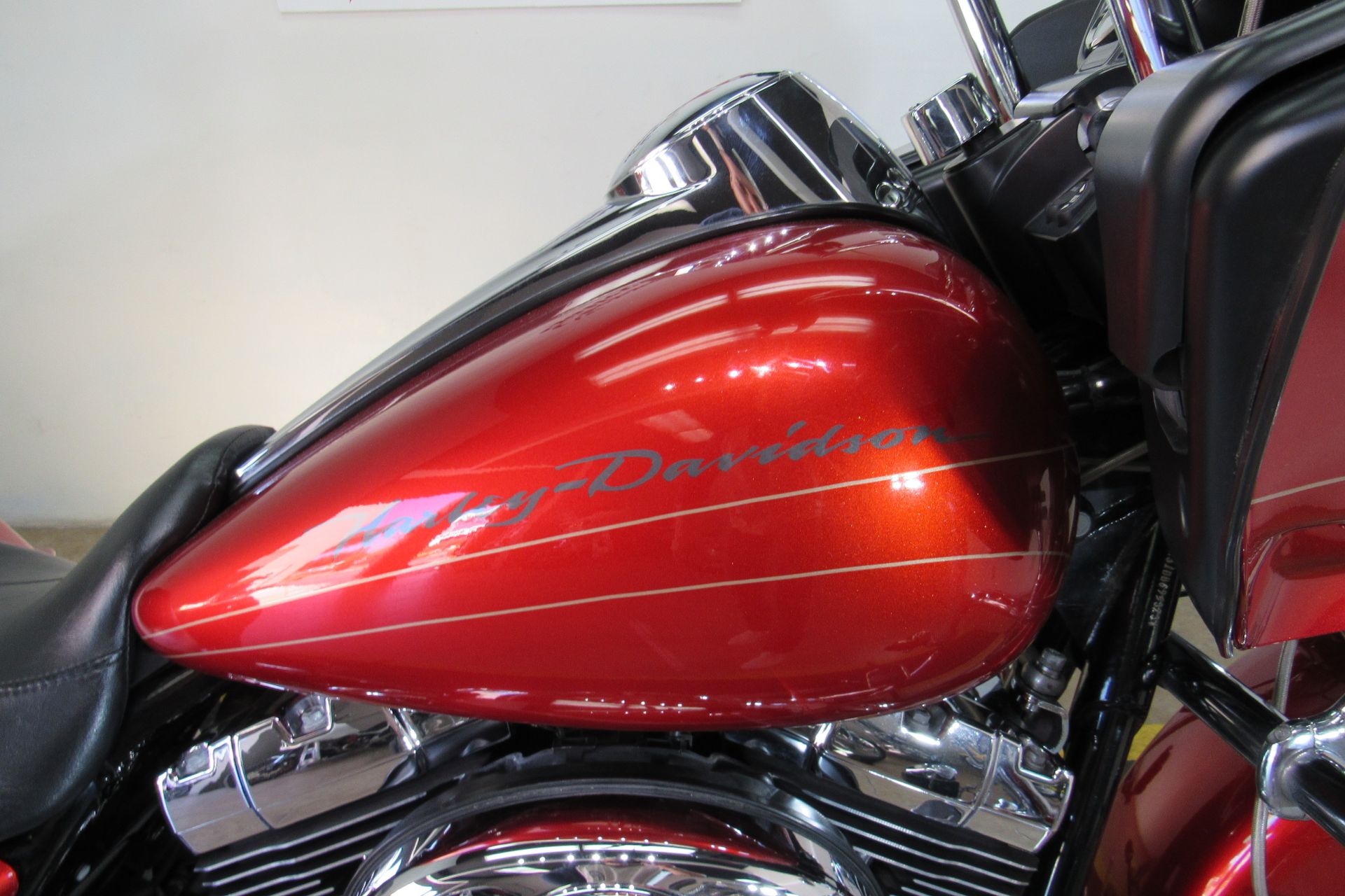 2013 Harley-Davidson Road Glide® Custom in Temecula, California - Photo 13