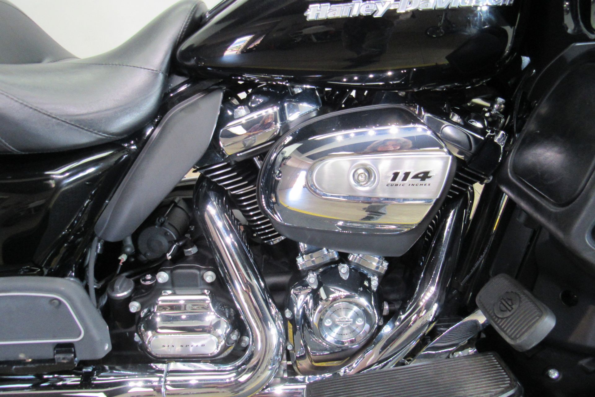 2020 Harley-Davidson Road Glide® Limited in Temecula, California - Photo 8