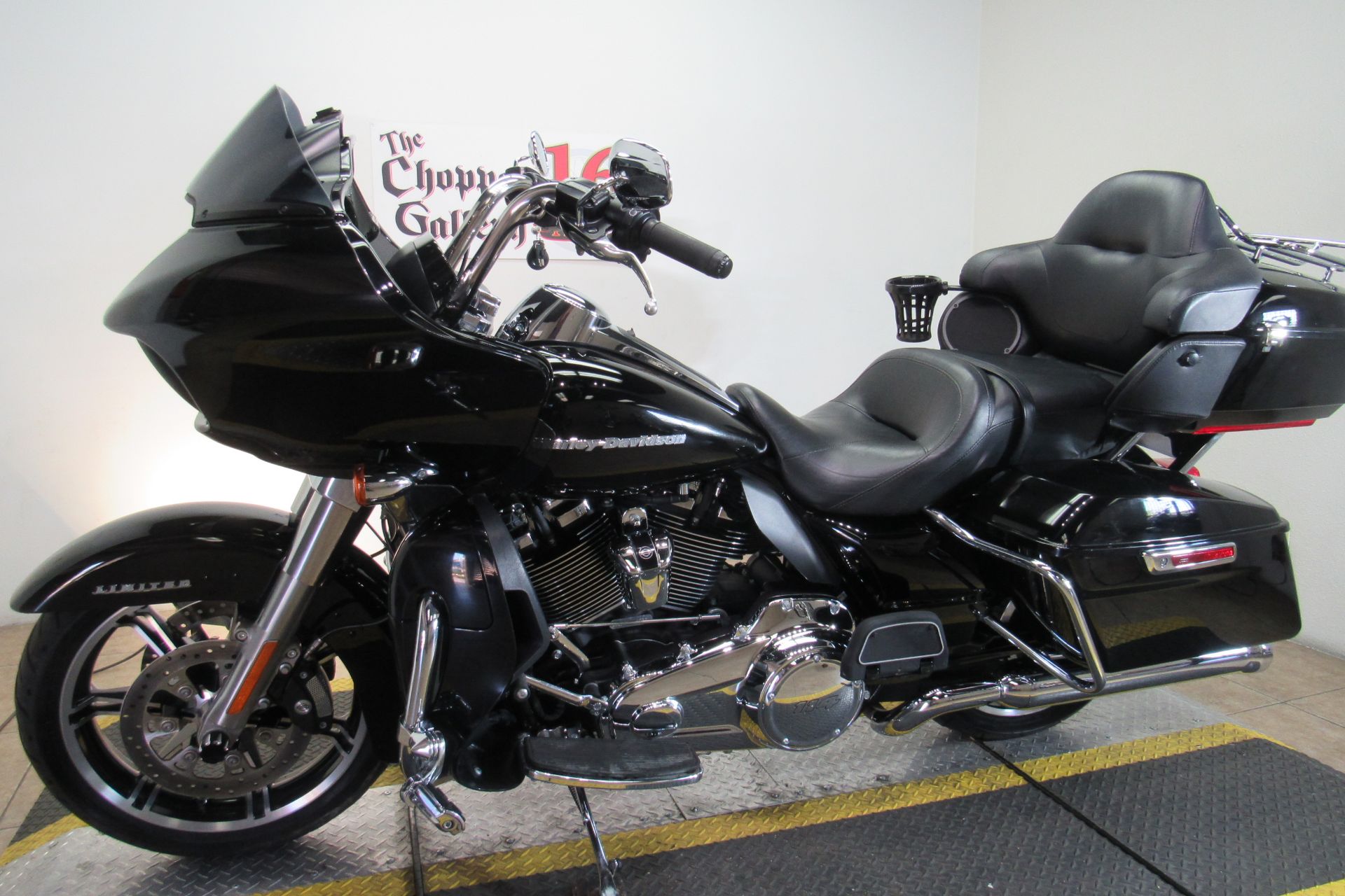 2020 Harley-Davidson Road Glide® Limited in Temecula, California - Photo 29