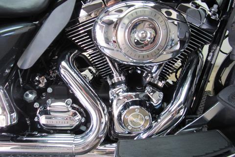 2009 Harley-Davidson Ultra Classic® Electra Glide® in Temecula, California - Photo 11