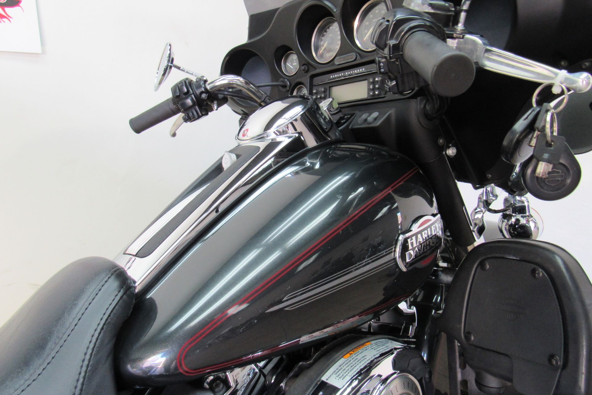 2009 Harley-Davidson Ultra Classic® Electra Glide® in Temecula, California - Photo 19
