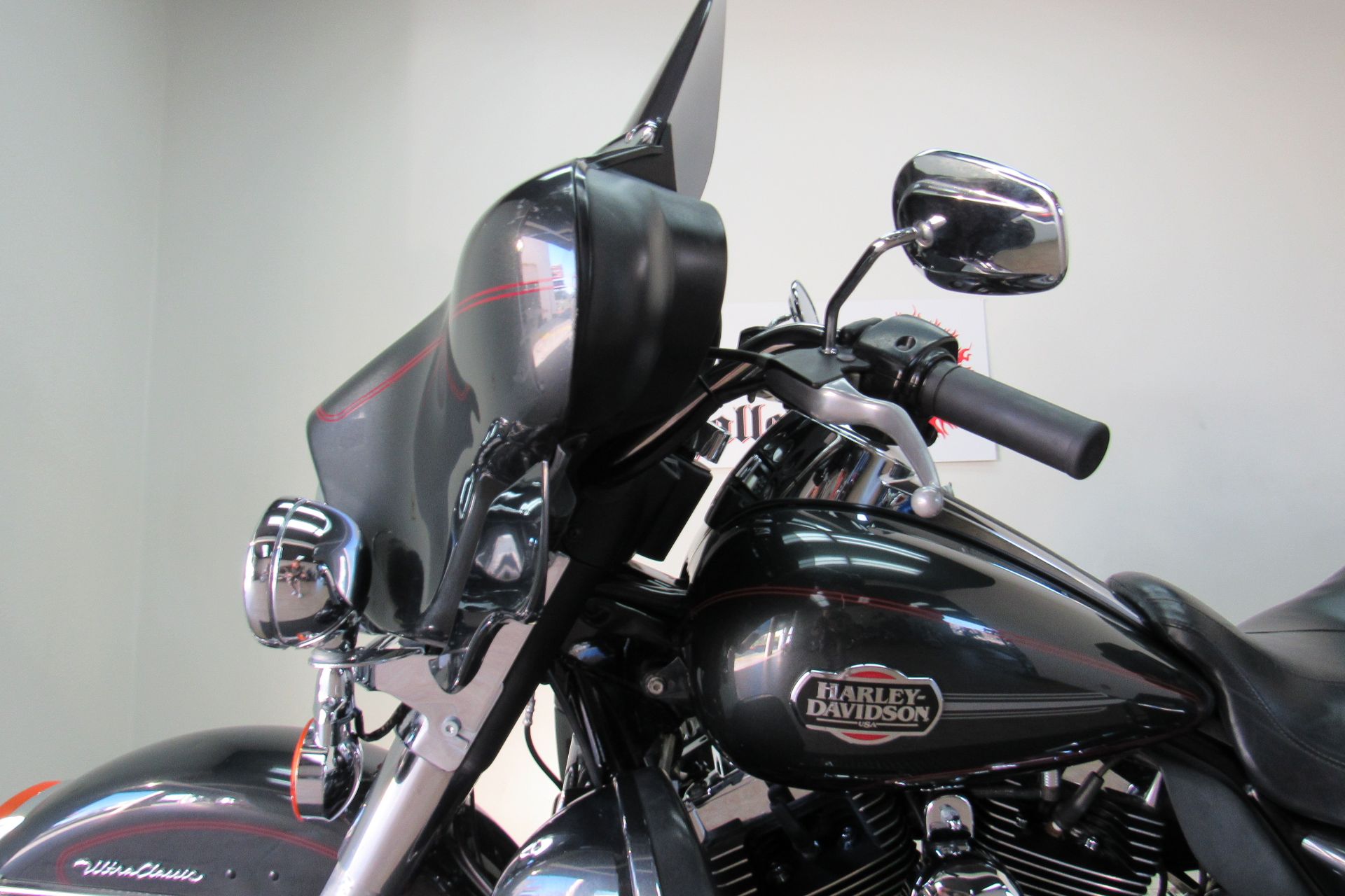 2009 Harley-Davidson Ultra Classic® Electra Glide® in Temecula, California - Photo 10