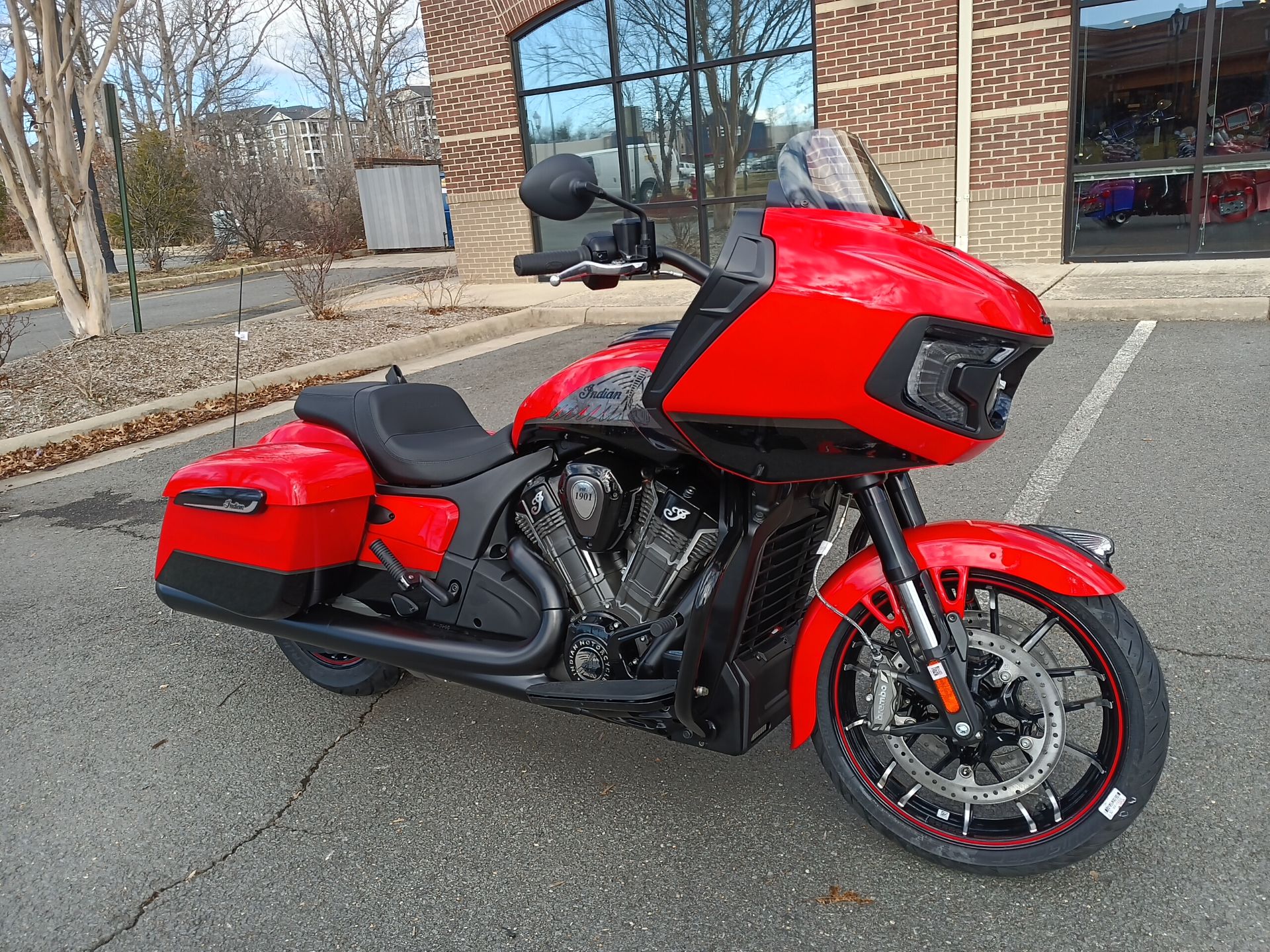 2023 Indian Motorcycle Challenger® Dark Horse® in Fredericksburg, Virginia - Photo 7
