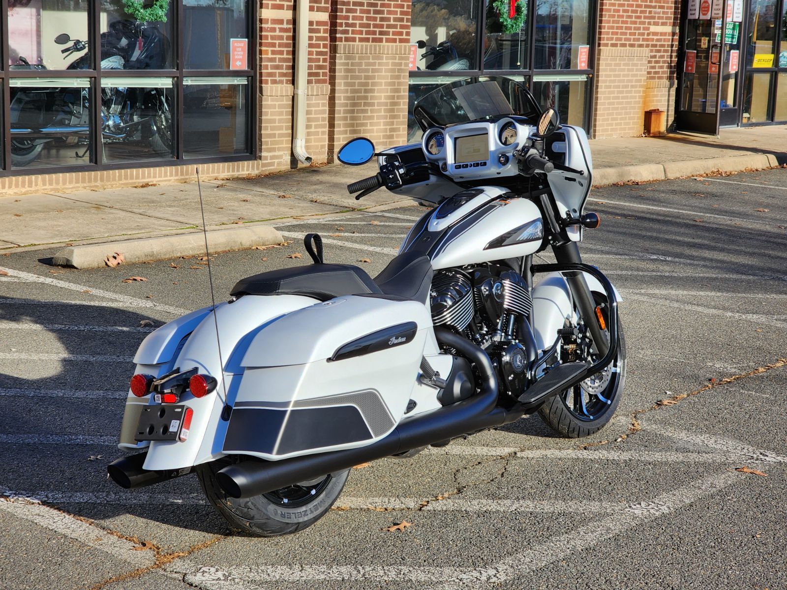 2024 Indian Motorcycle Chieftain® Dark Horse® with PowerBand Audio Package in Fredericksburg, Virginia - Photo 8