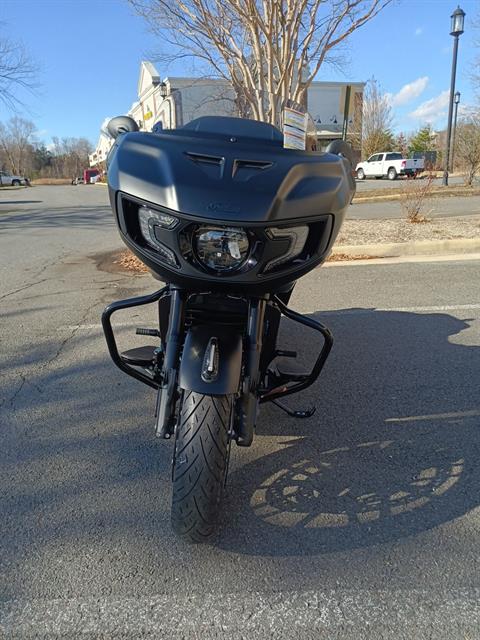 2023 Indian Motorcycle Challenger® Dark Horse® in Fredericksburg, Virginia - Photo 8