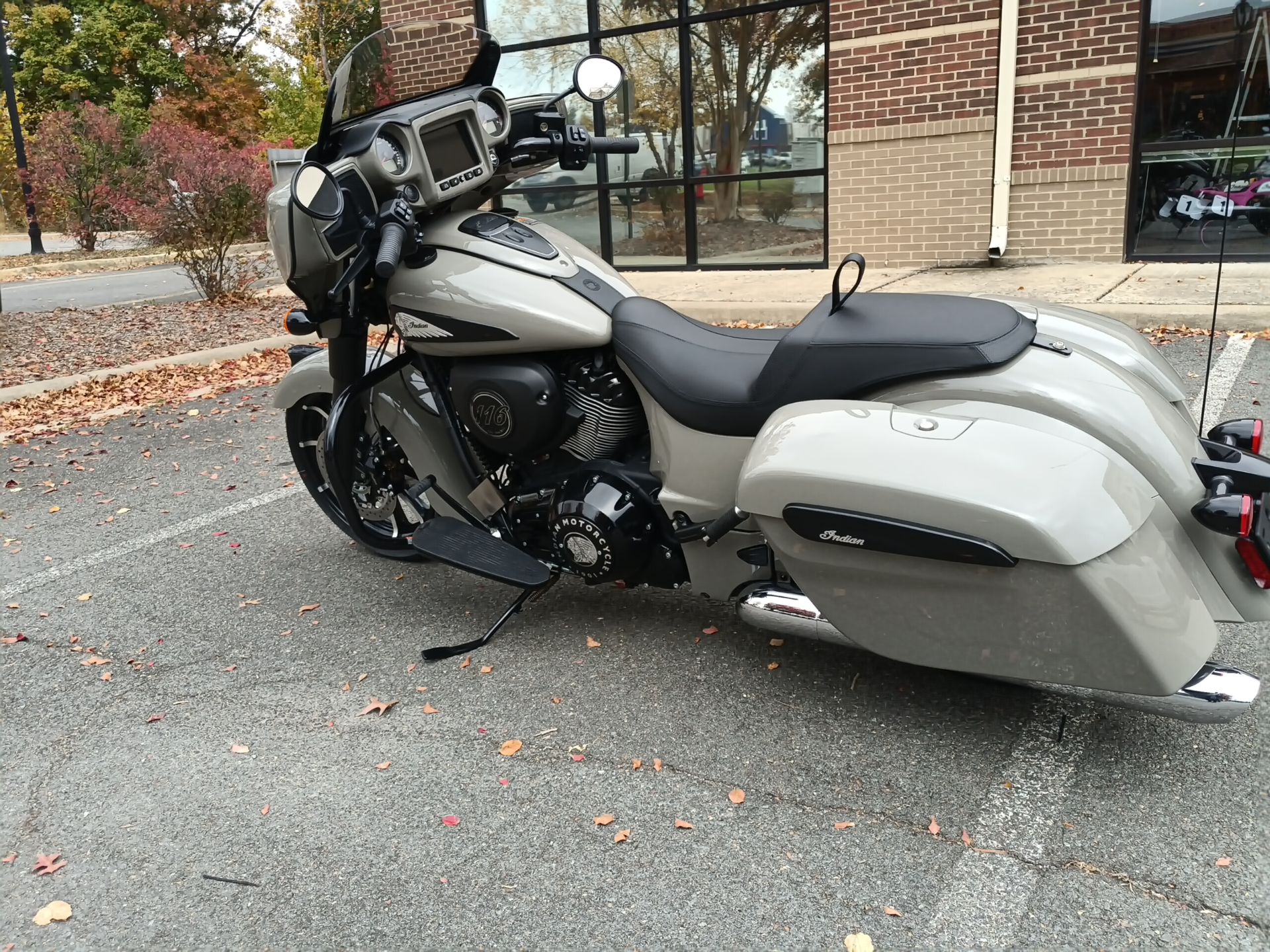 2022 Indian Motorcycle Chieftain® Dark Horse® in Fredericksburg, Virginia - Photo 5