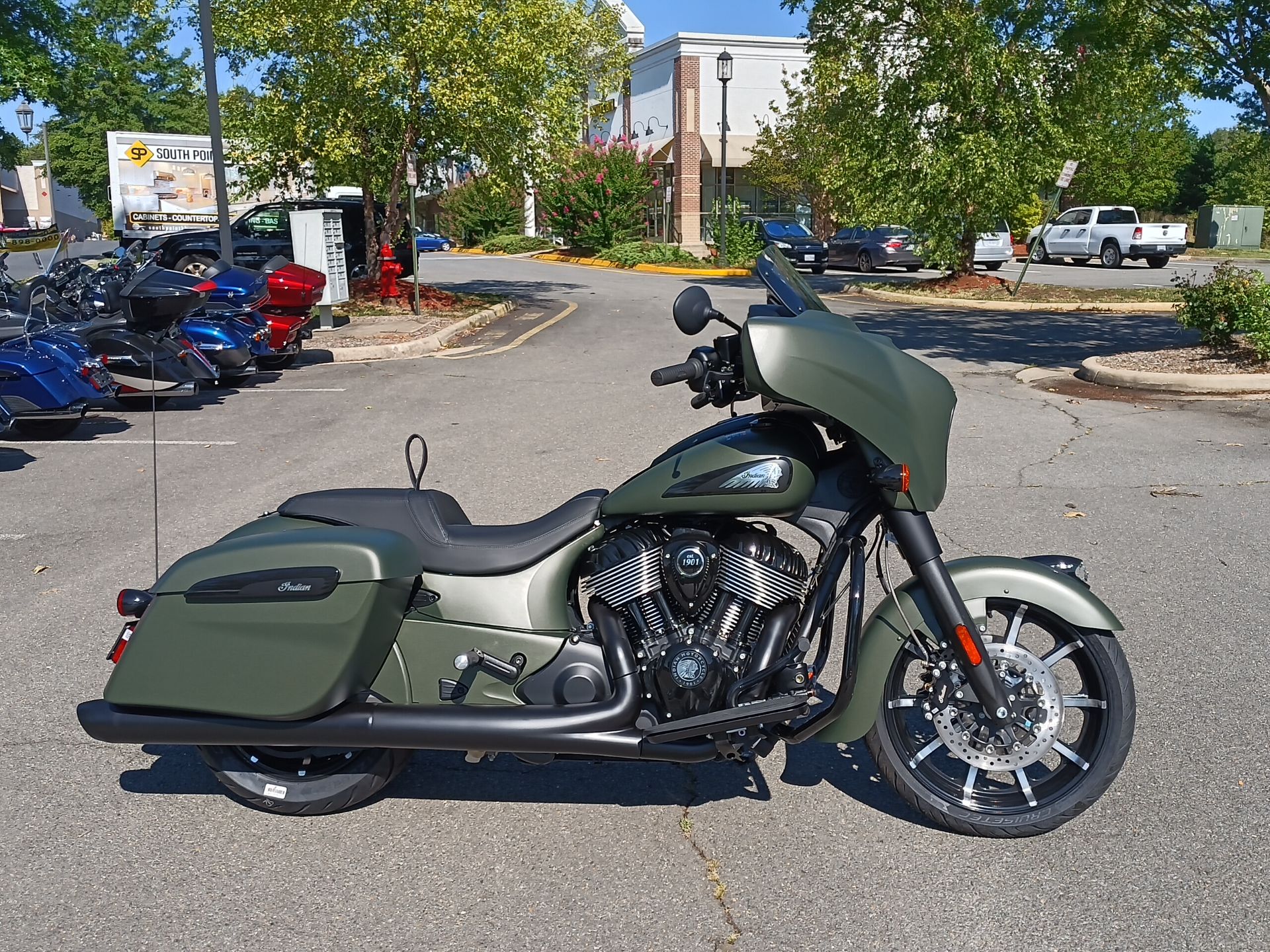 2023 Indian Motorcycle Chieftain® Dark Horse® in Fredericksburg, Virginia - Photo 1