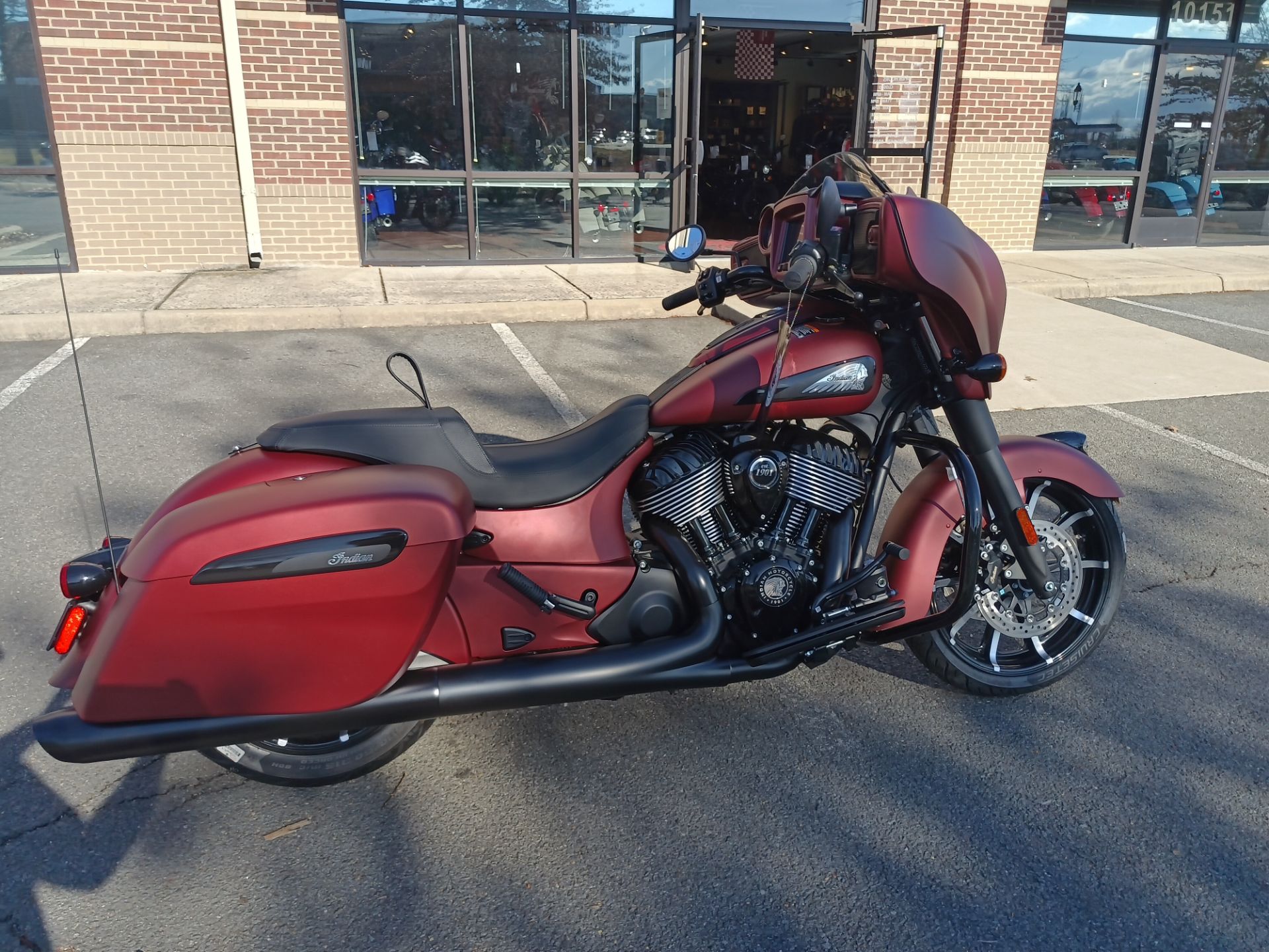 2023 Indian Motorcycle Chieftain® Dark Horse® Icon in Fredericksburg, Virginia - Photo 1