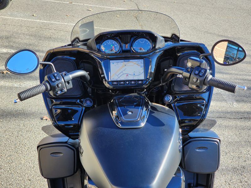 2024 Indian Motorcycle Pursuit® Dark Horse® in Fredericksburg, Virginia - Photo 9