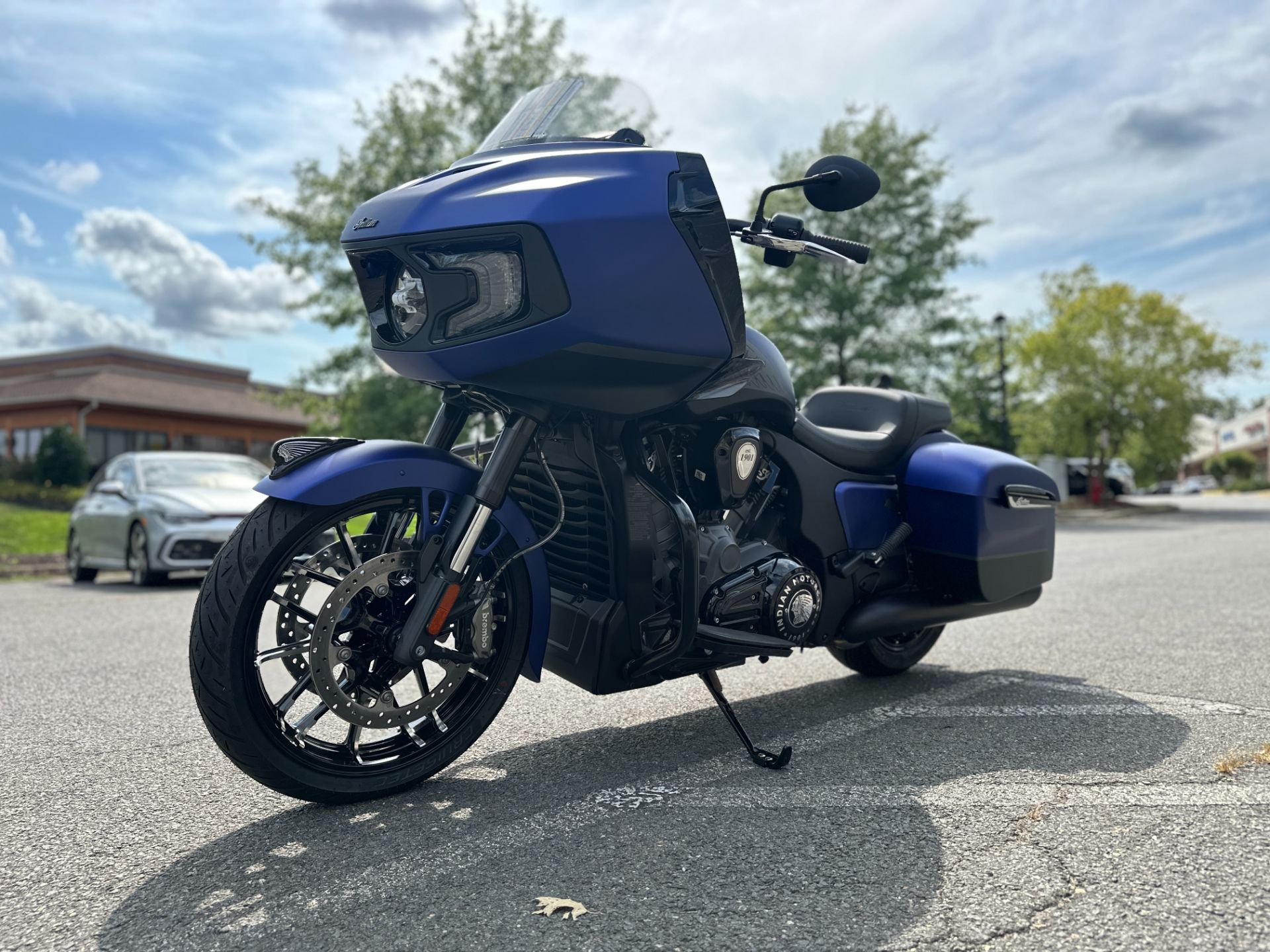 2024 Indian Motorcycle Challenger® Dark Horse® in Fredericksburg, Virginia - Photo 5