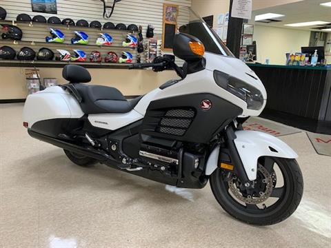 2016 Honda Gold Wing F6B Deluxe in Littleton, New Hampshire - Photo 2