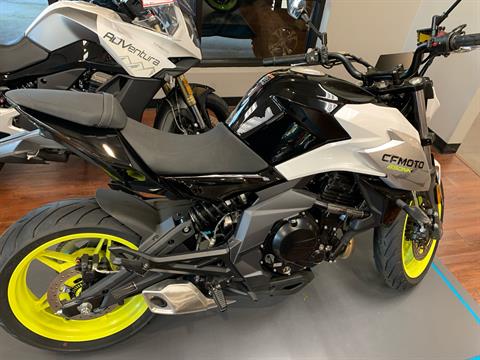 2022 CFMOTO 650NK in Ridgeland, Mississippi