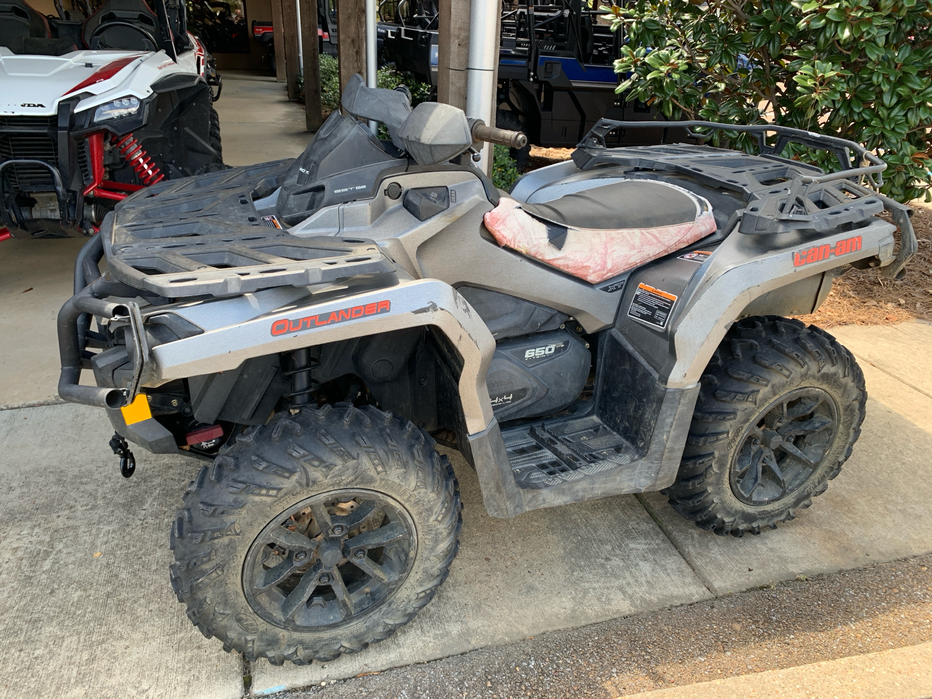 2017 Can-Am Outlander XT 650 in Ridgeland, Mississippi - Photo 1