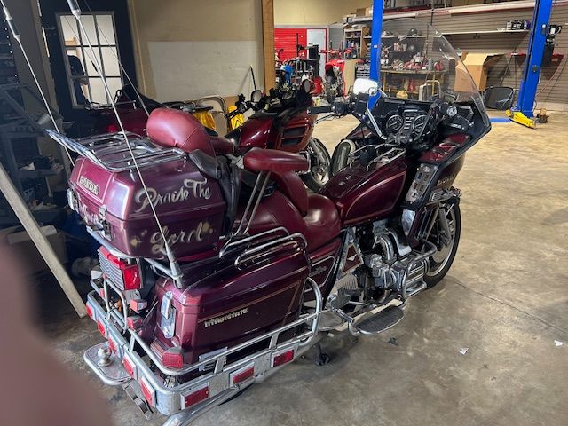 1982 Honda Goldwing Interstate 1100 in Ridgeland, Mississippi - Photo 4