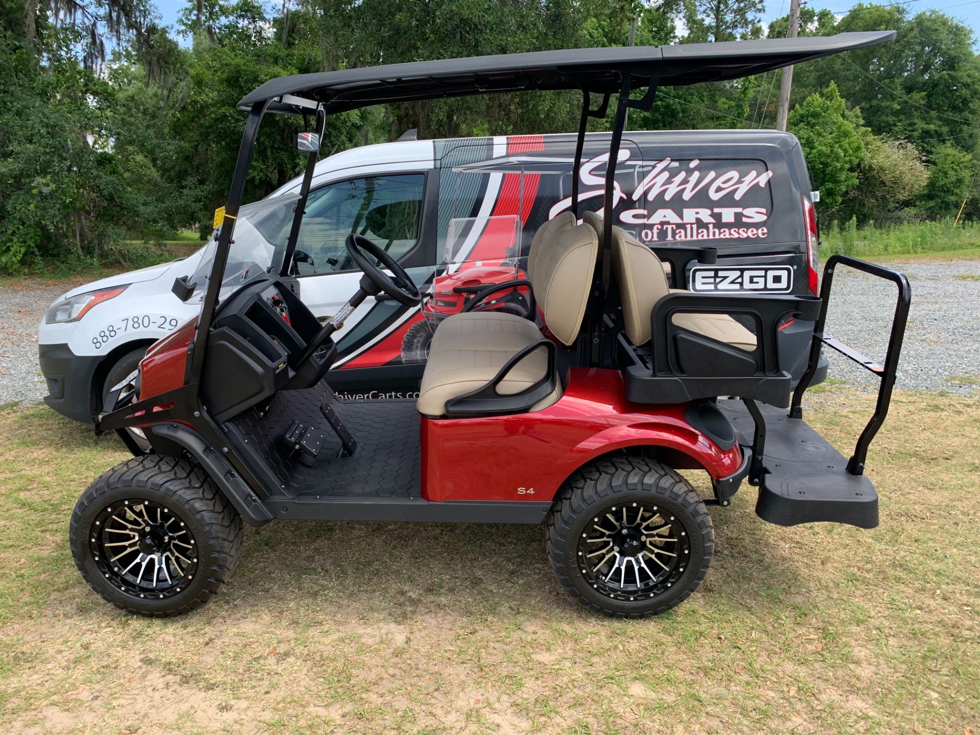 2024 E-Z-GO EZGO EXPRESS S4 G-EFI in Tifton, Georgia - Photo 1