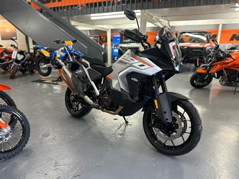 2024 KTM 1290 Super Adventure S in Bend, Oregon - Photo 2