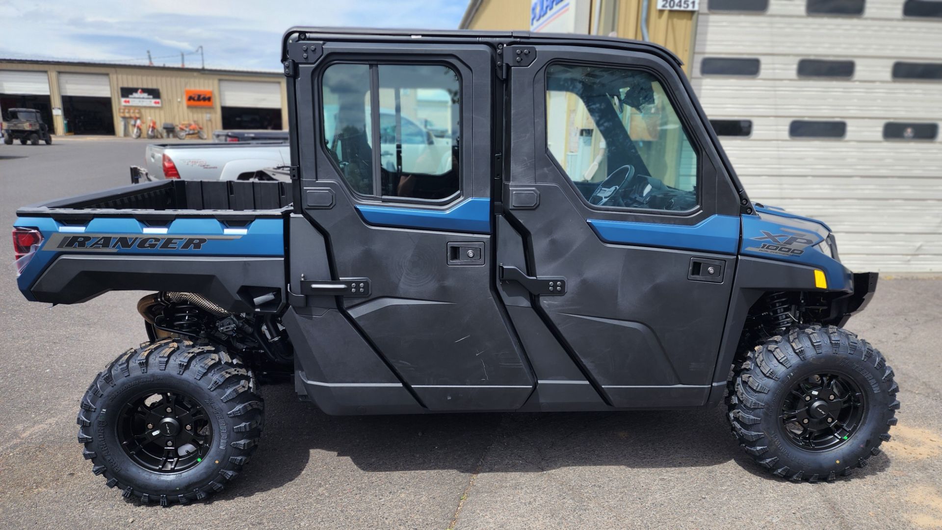 2025 Polaris Ranger Crew XP 1000 NorthStar Edition Premium with Fixed Windshield in Bend, Oregon - Photo 2